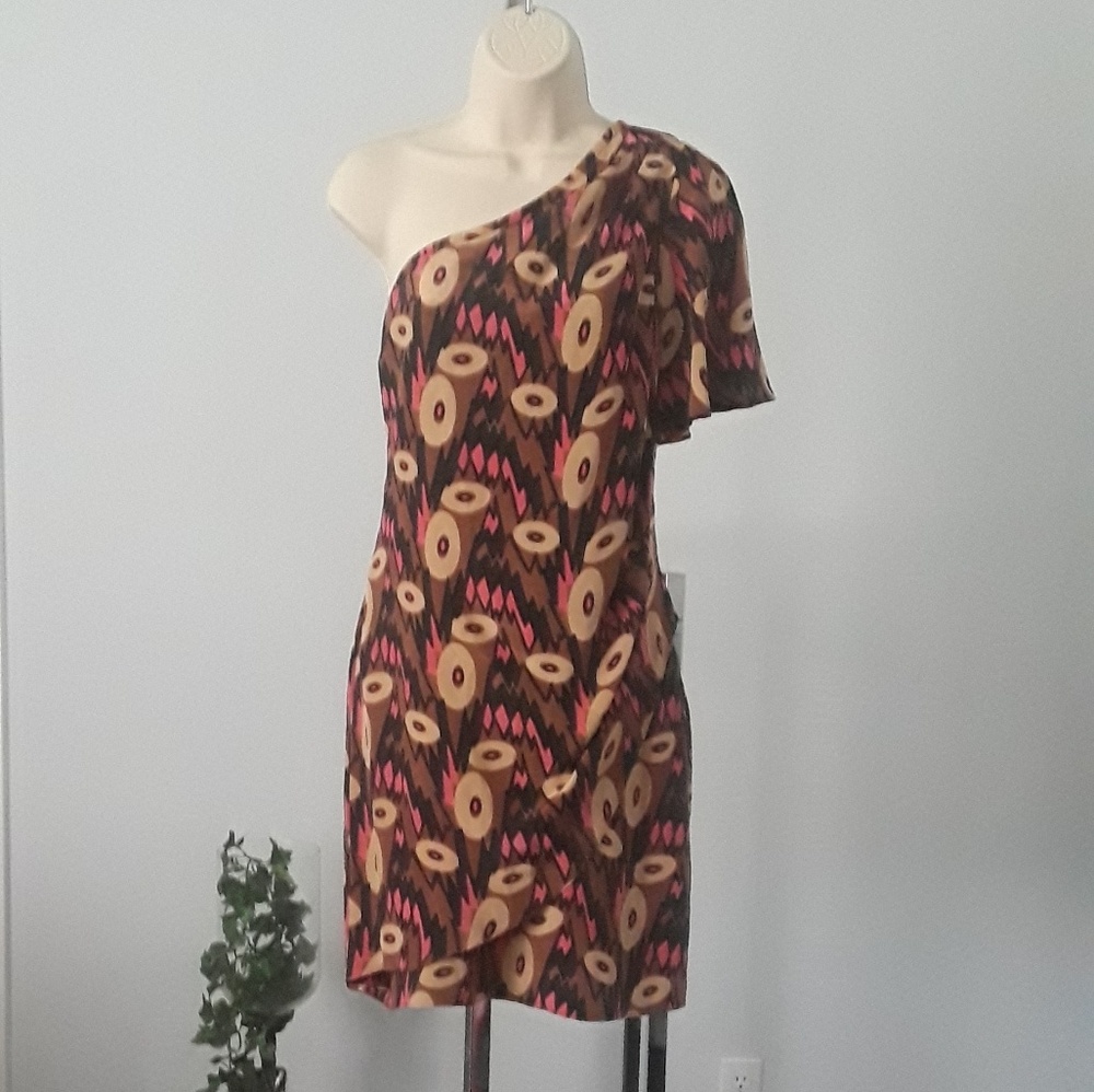 FREEK Dress Size 8